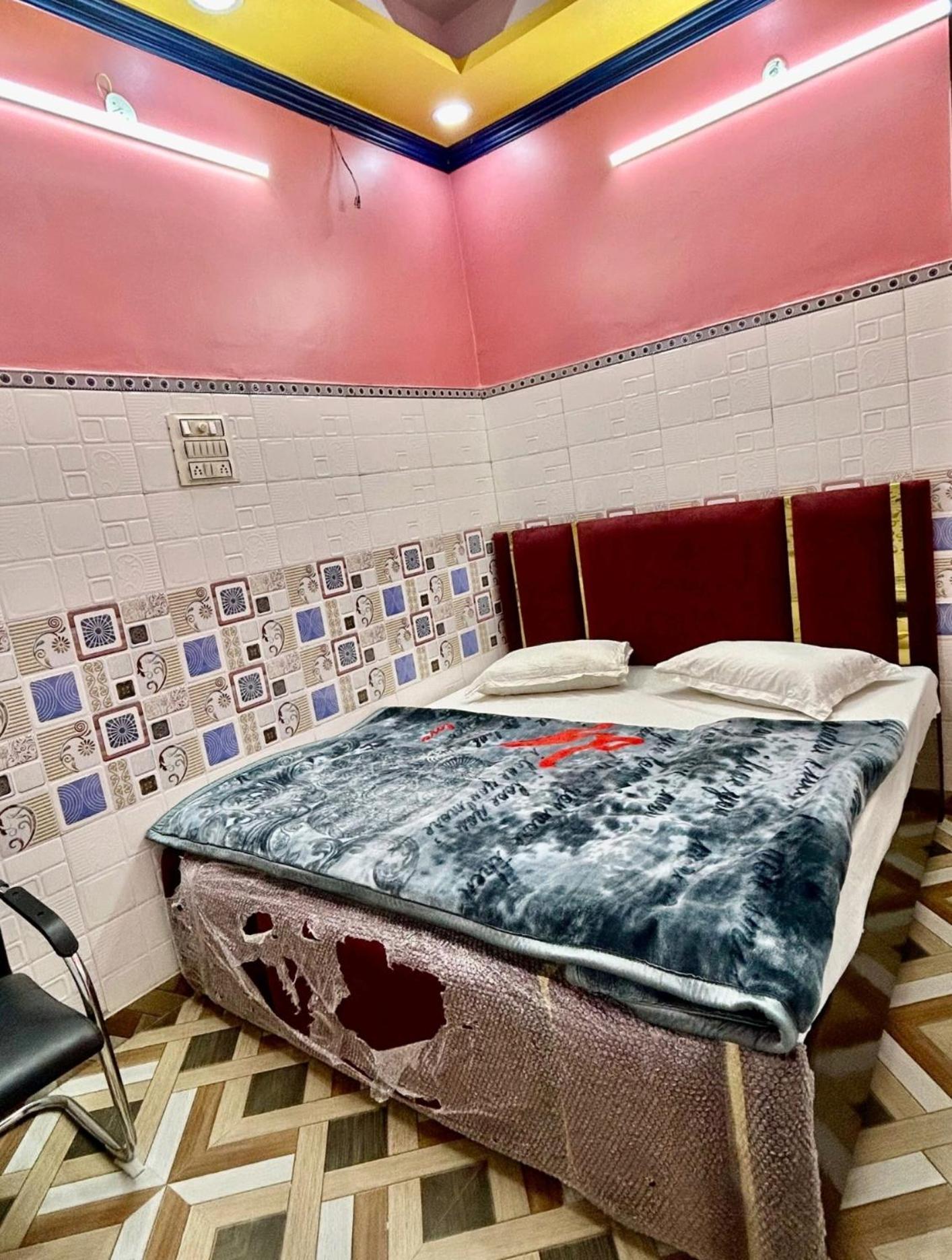 ניו דלהי Hotel Jaipur Palace מראה חיצוני תמונה